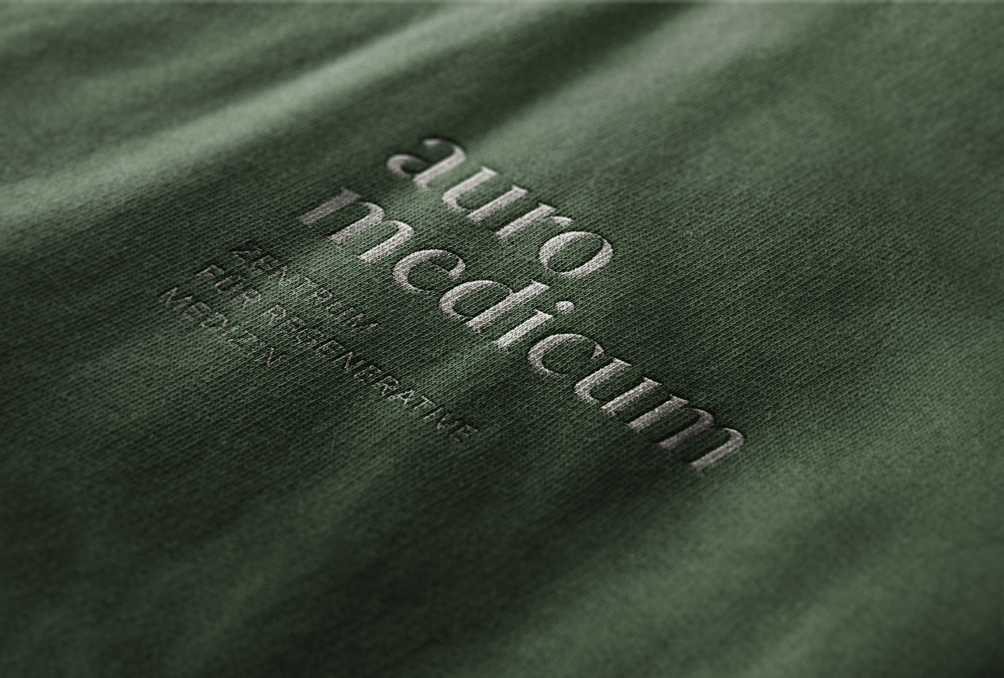 About-Emotions_Marken-Designagentur_auro-medicum_Project-Cover_Wide_001