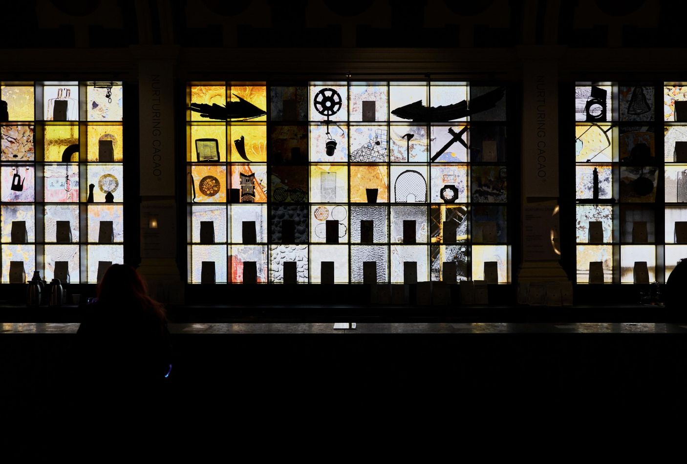 About-Emotions_Marken-Designagentur_Nurturing-Cacao_Project-BTS_Photo-8_Wide_001