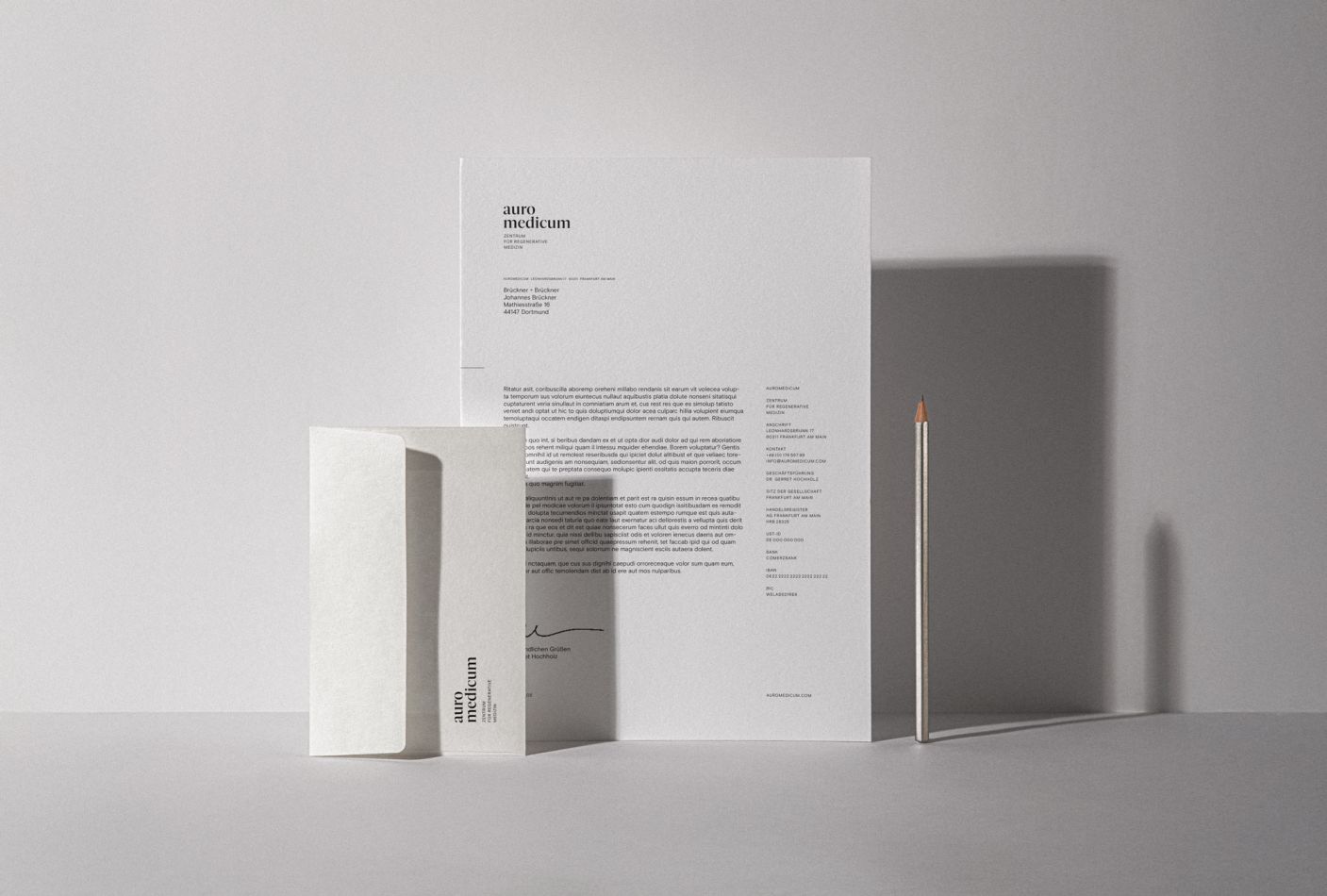 About-Emotions_Marken-Designagentur_auromedicum_Project-Main_Geschaeftsausstattung_Wide_001